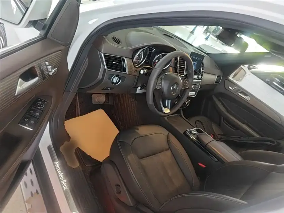 Mercedes-Benz GLE (Import)