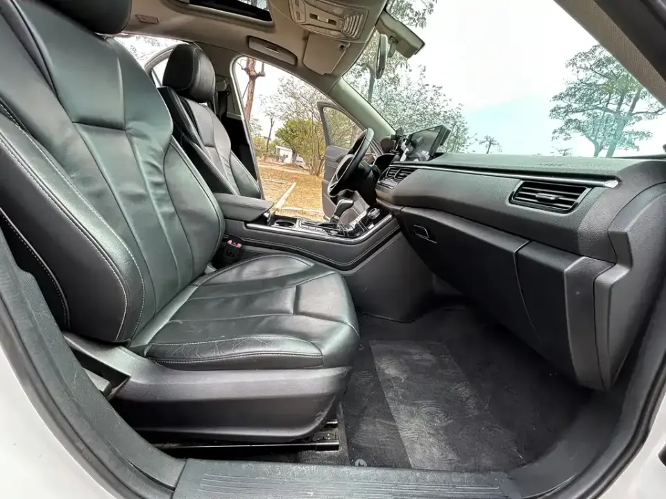 Hongqi Hongqi H5