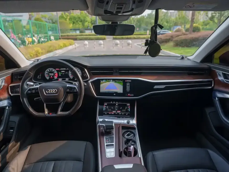 Audi A6 (Import)
