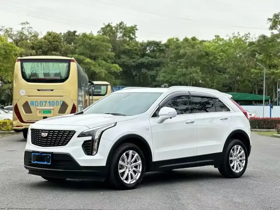Cadillac XT4