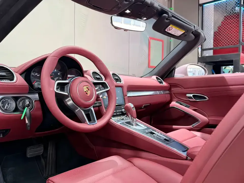 Porsche 718