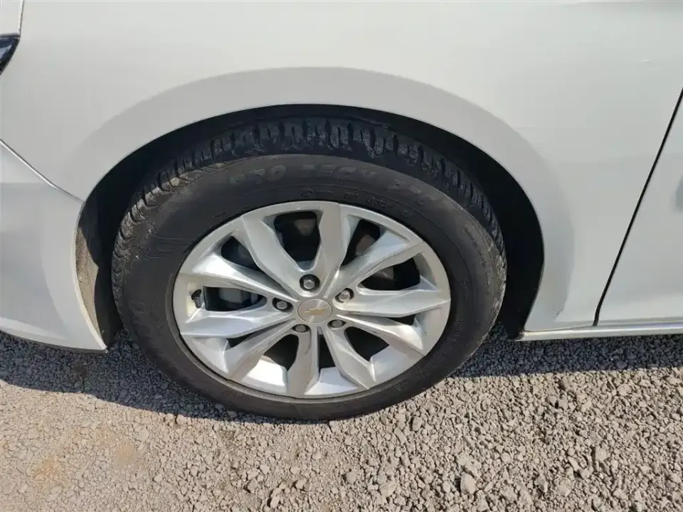 Chevrolet Malibu XL