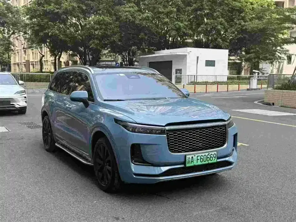 Li Li ONE