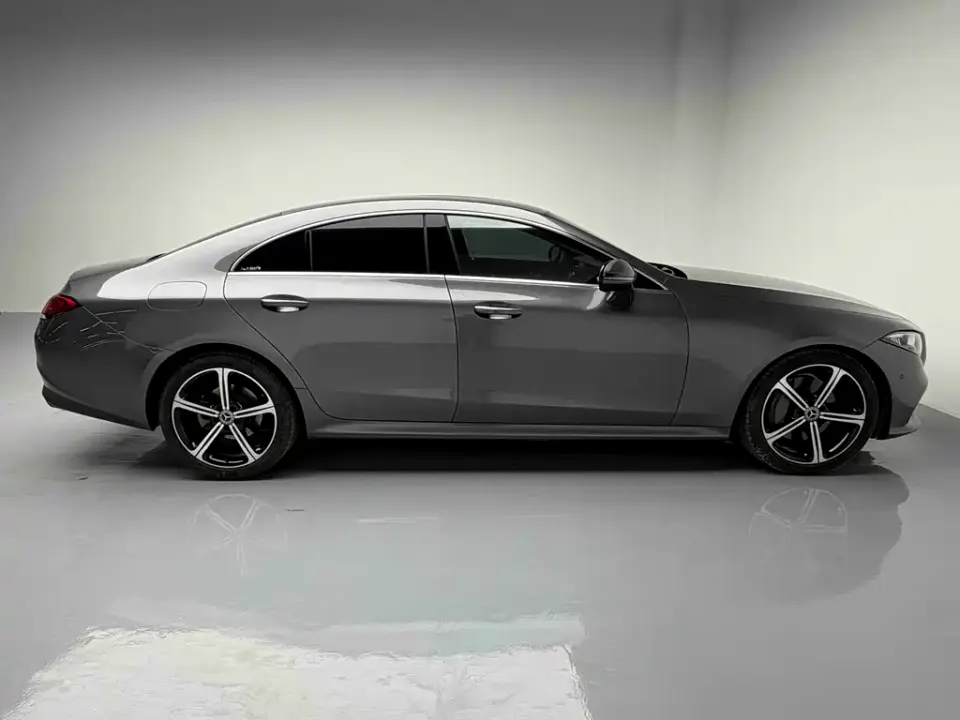 Mercedes-Benz CLS
