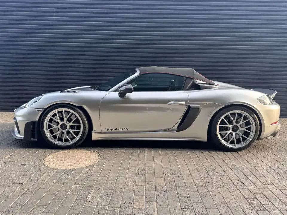 Porsche 718
