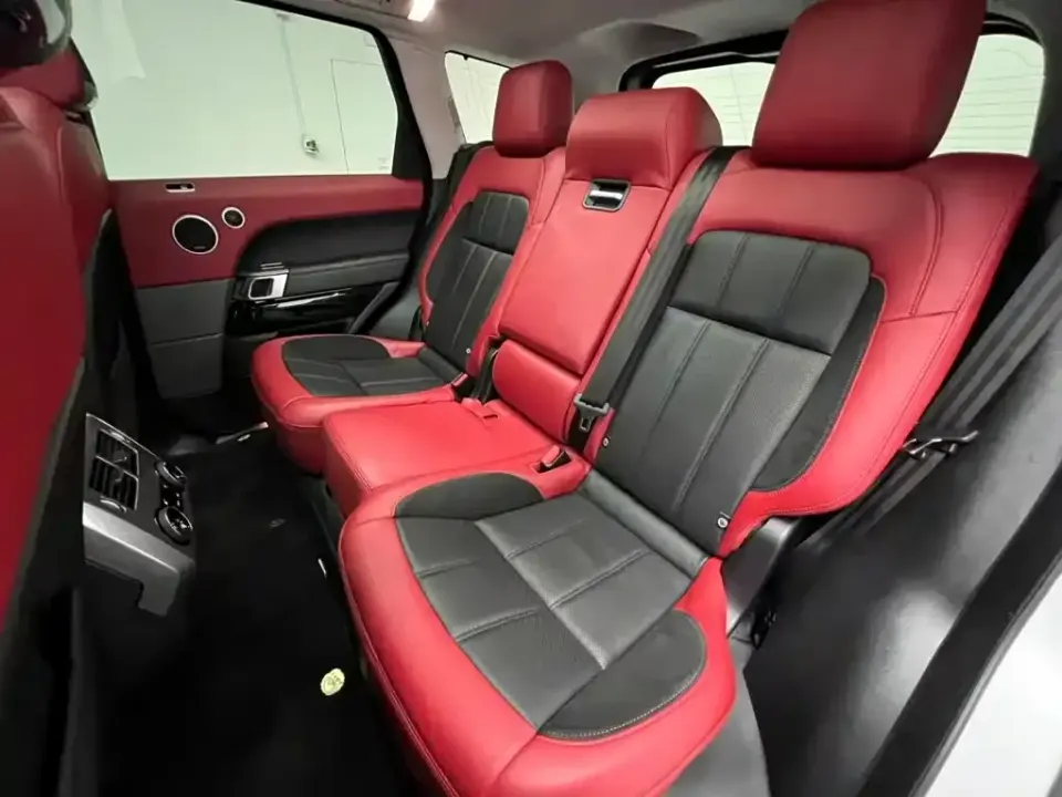 Land Rover Sport