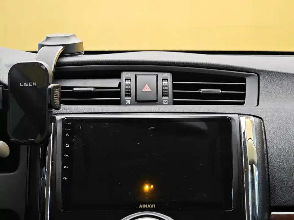 Toyota Reiz