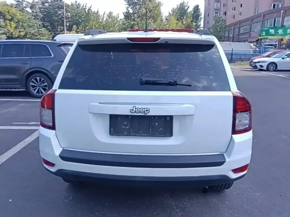 Jeep Compass (Import)