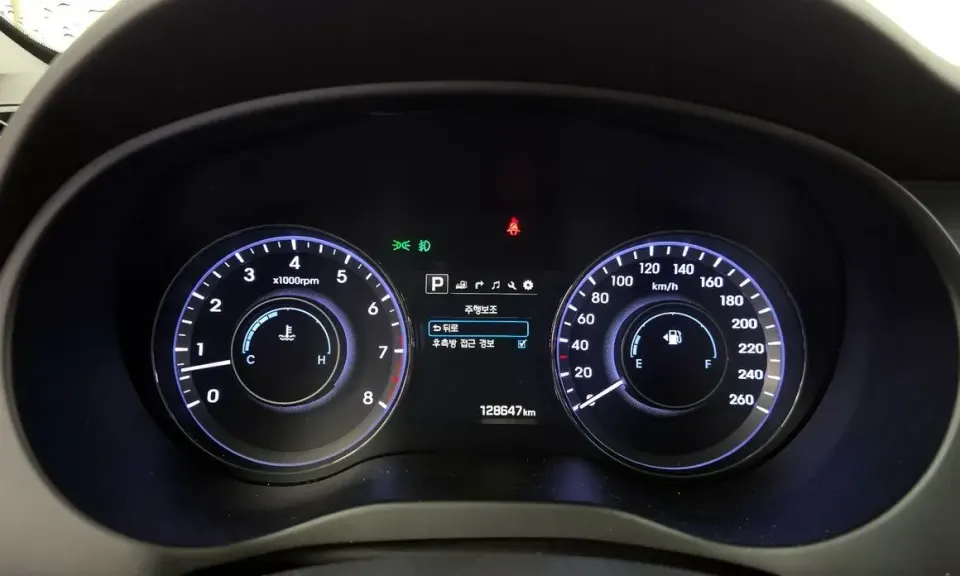 Hyundai Aslan
