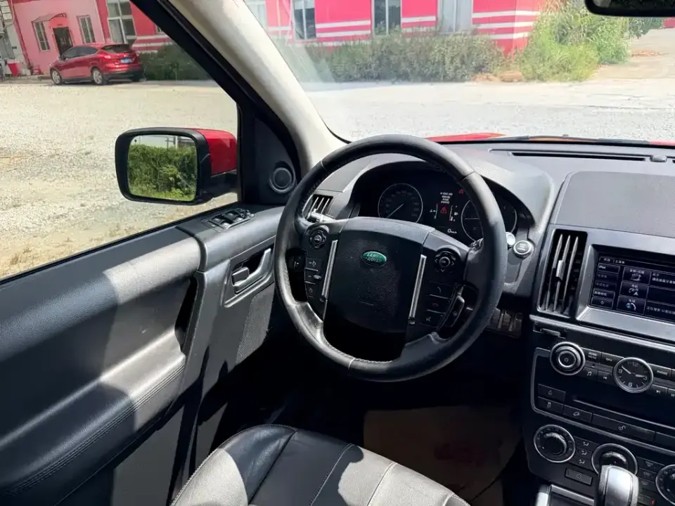 Land Rover Freelander 2
