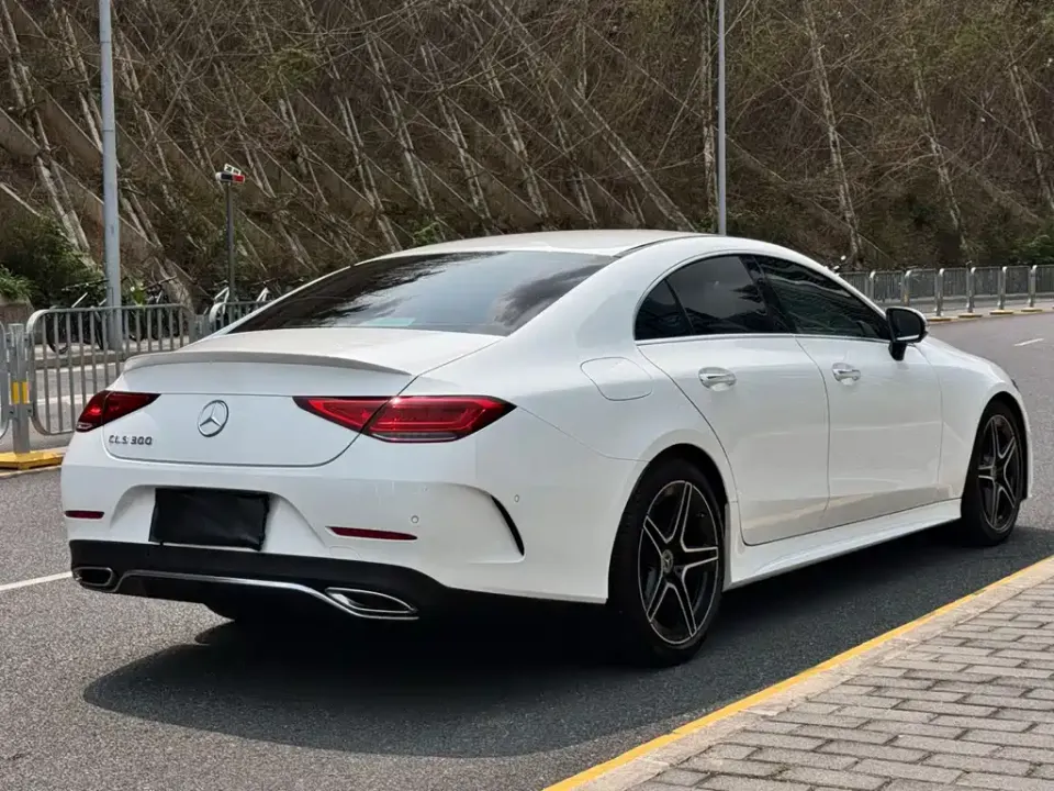 Mercedes-Benz CLS