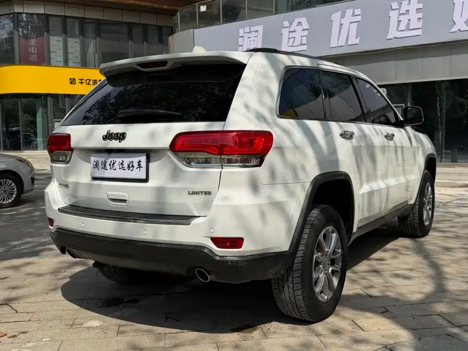 Jeep Grand Cherokee (Import)