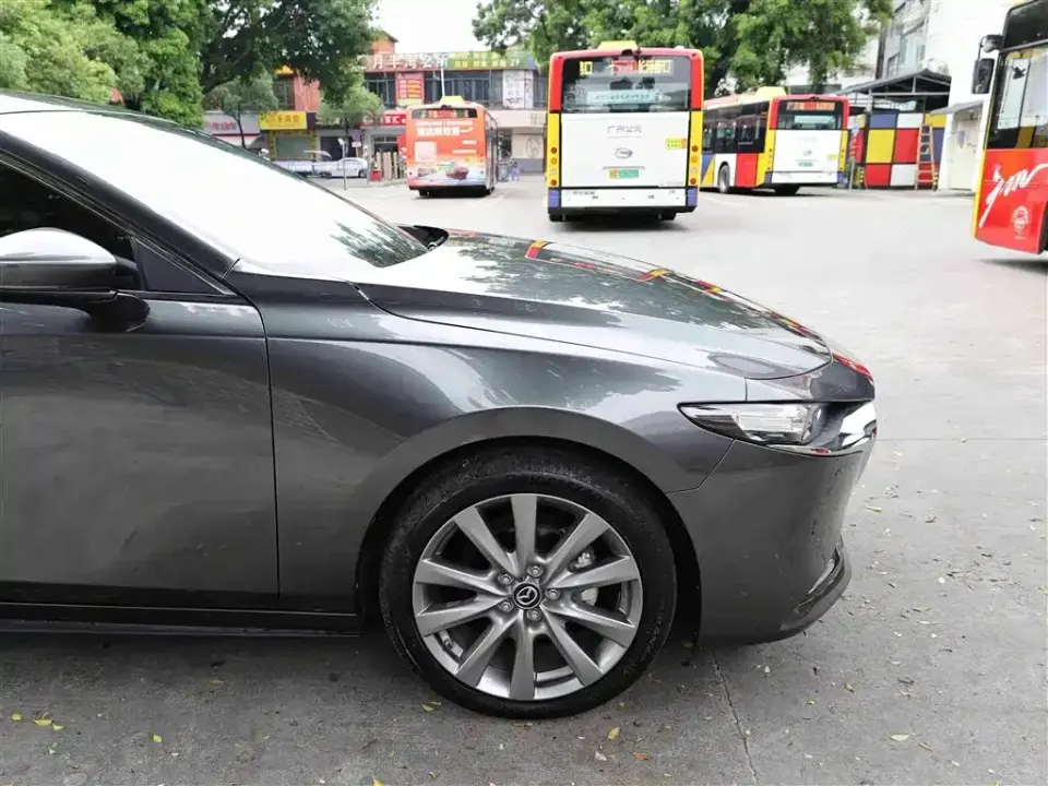 Mazda 3 Axela