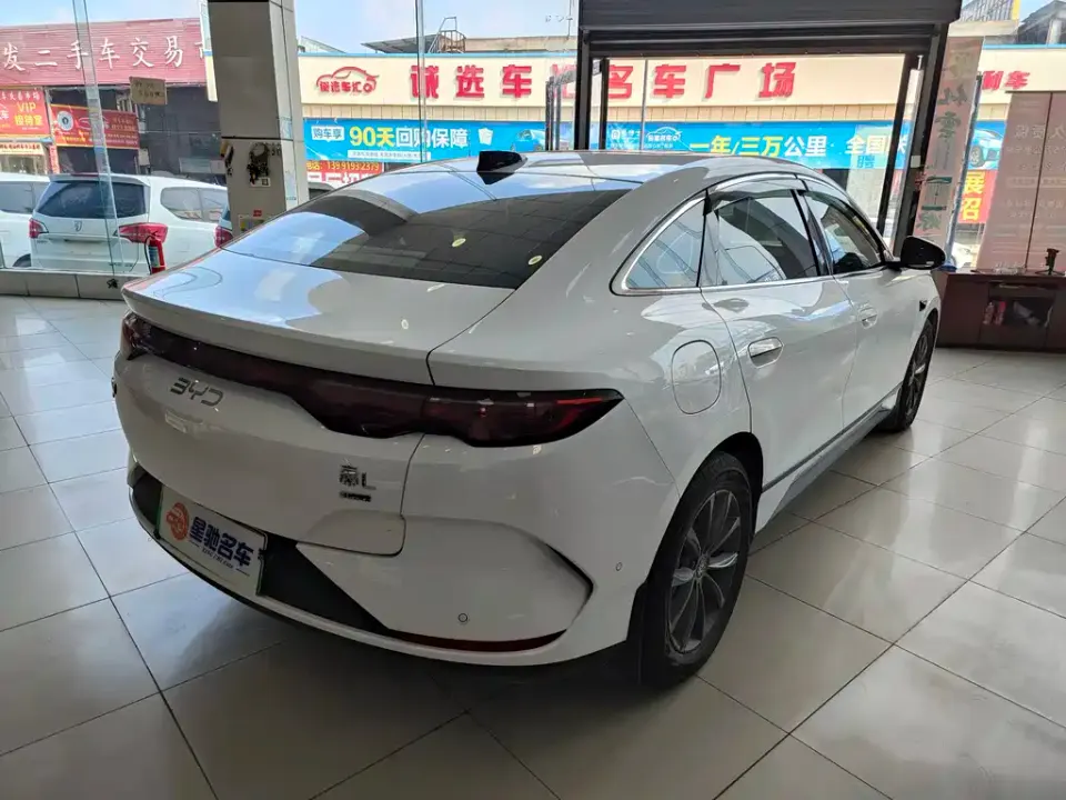 BYD Qin L
