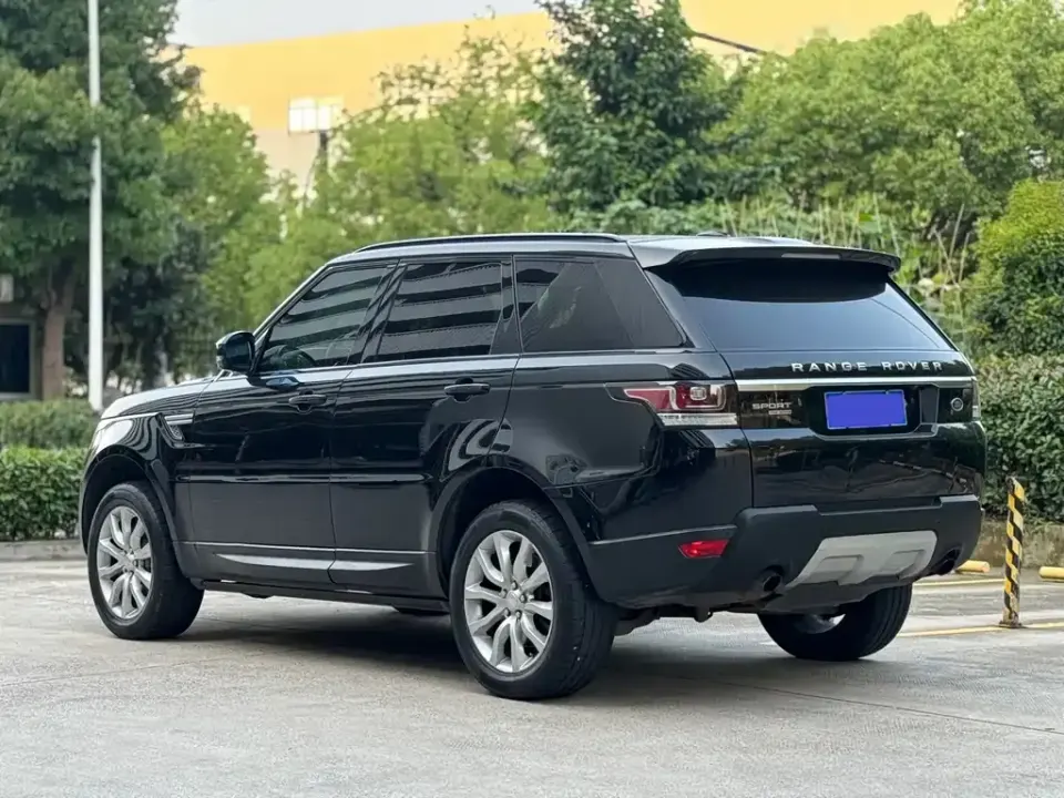 Land Rover Sport