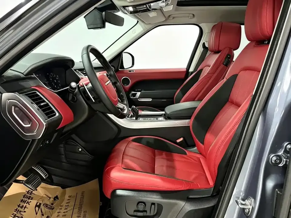 Land Rover Sport
