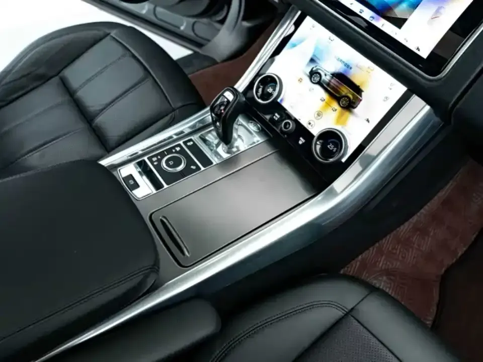 Land Rover Sport