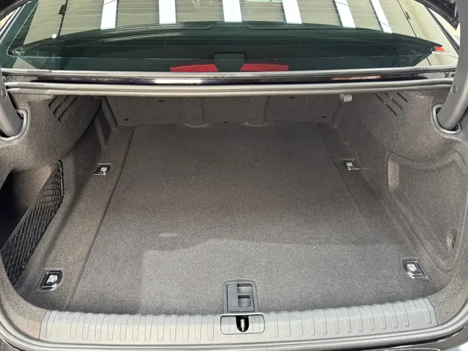 Audi A7L