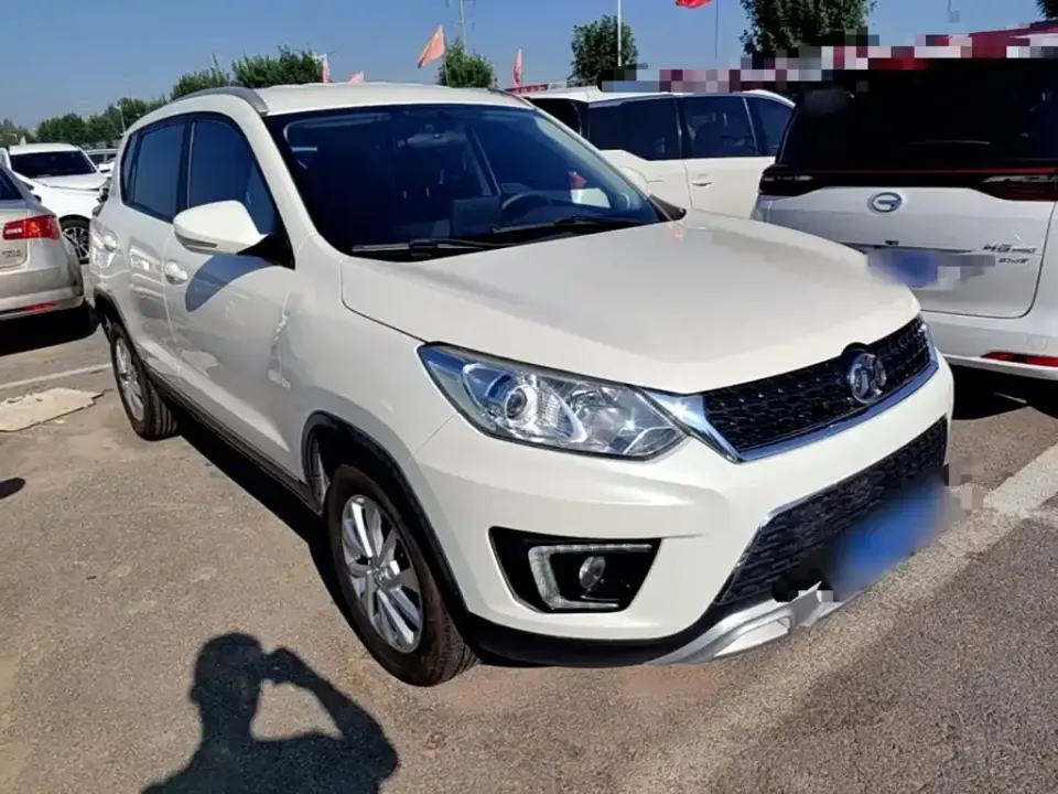 BAIC Senova X35