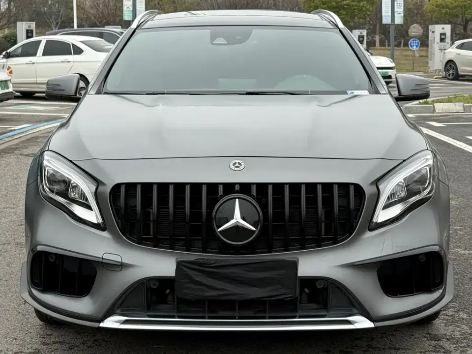 Mercedes-Benz GLA AMG