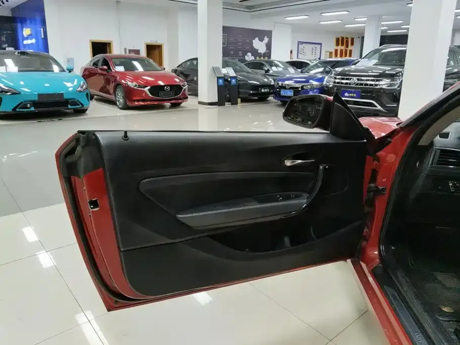 BMW 2 Series (Import)