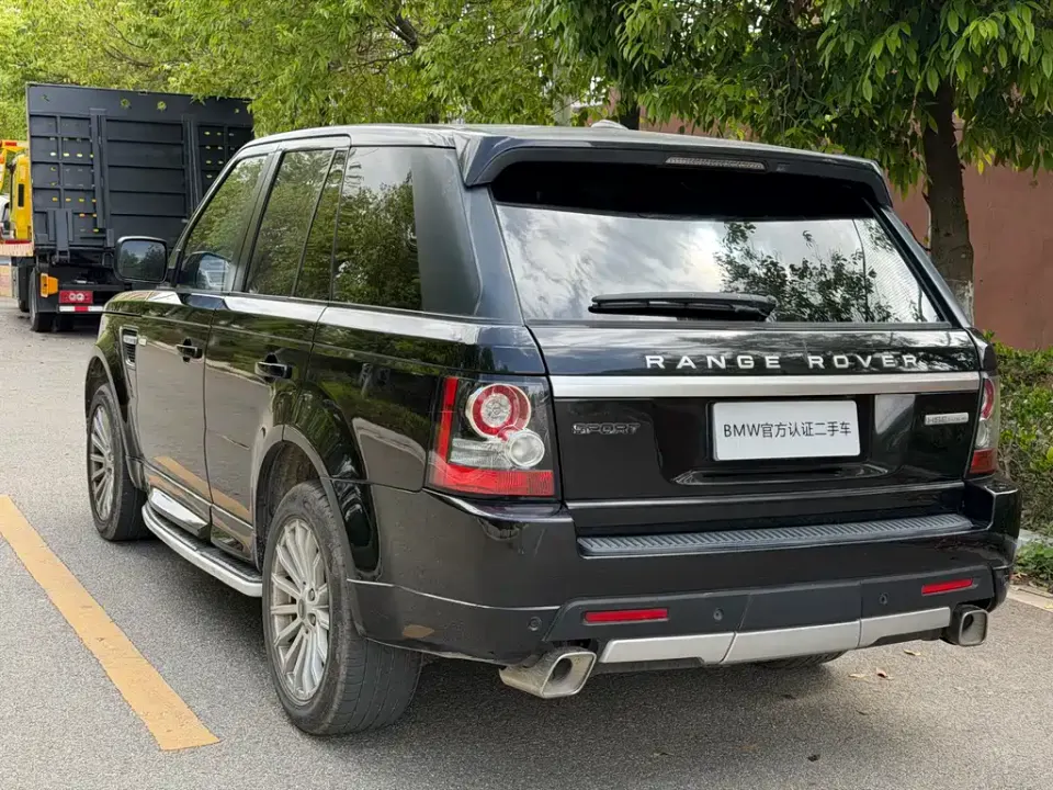 Land Rover Sport