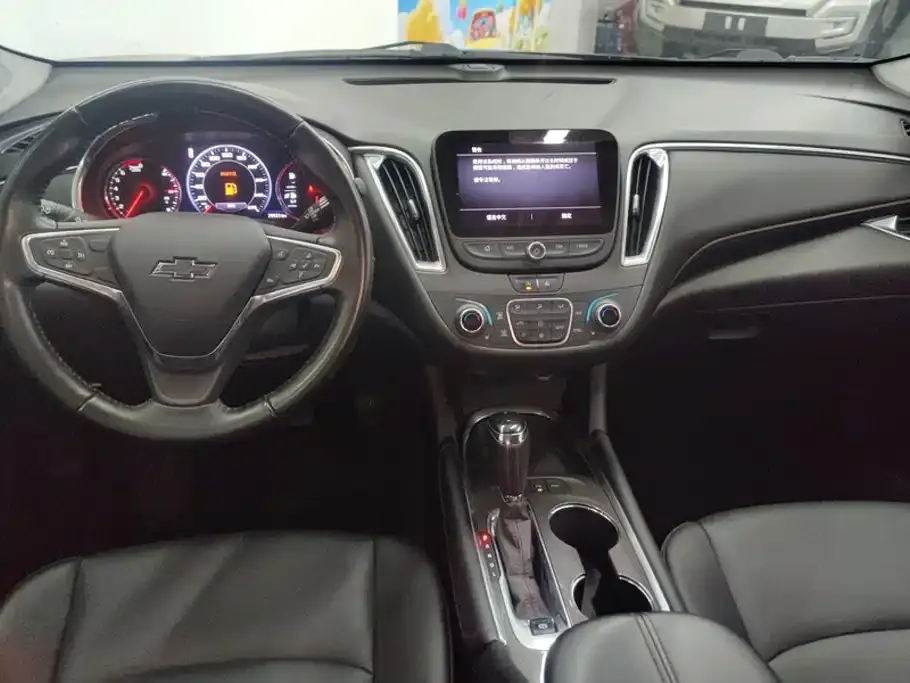 Chevrolet Malibu XL