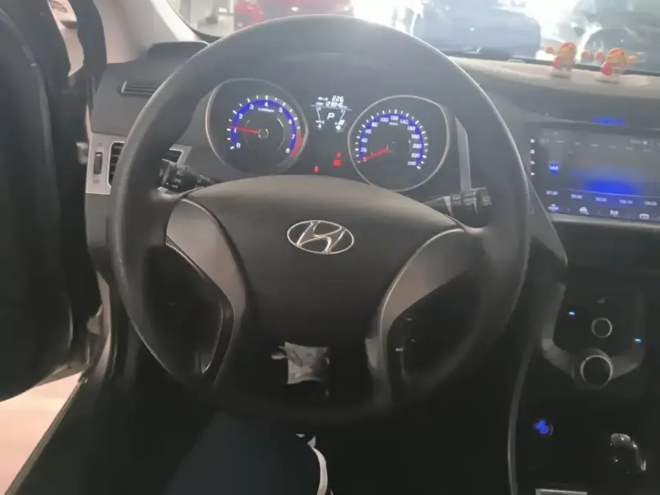 Hyundai Elantra Langdong
