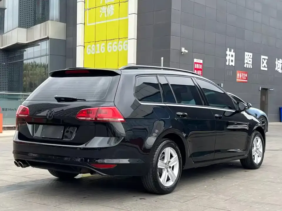 Volkswagen Golf (Import)