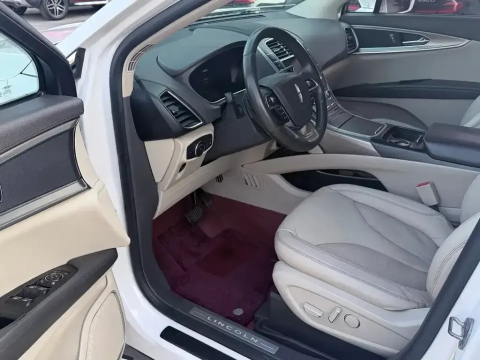 Lincoln Nautilus (Import)
