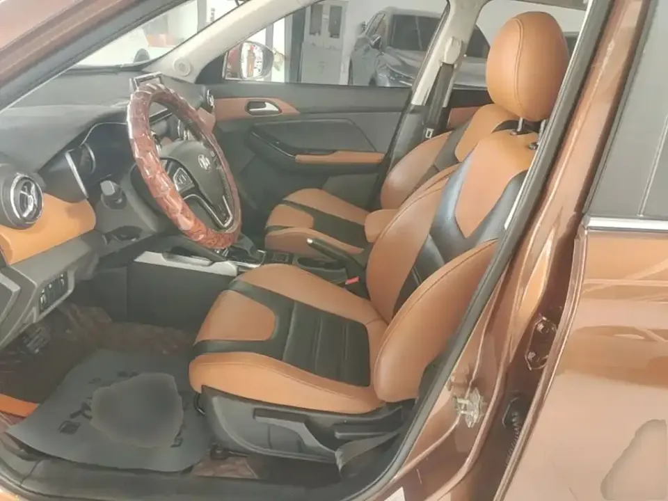 BAIC Senova X35