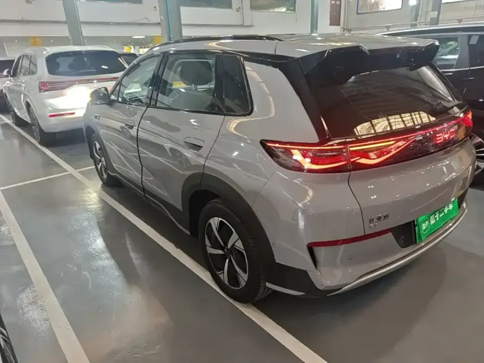 BYD Sealion 05 EV