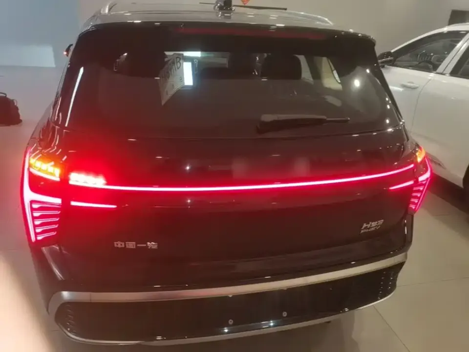 Hongqi Hongqi HS3 PHEV