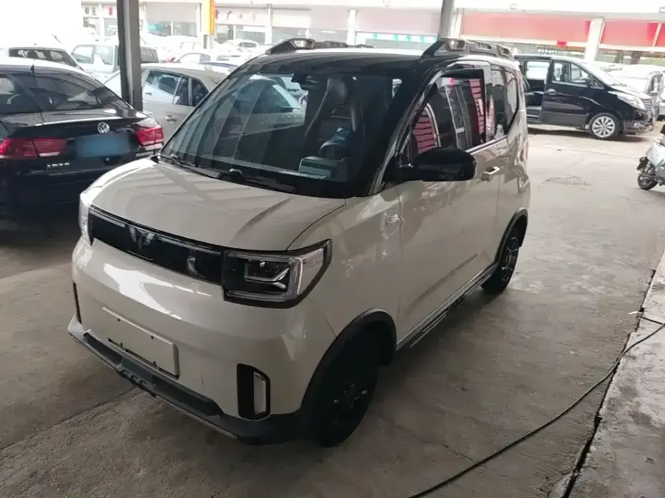 Wuling MINIEV