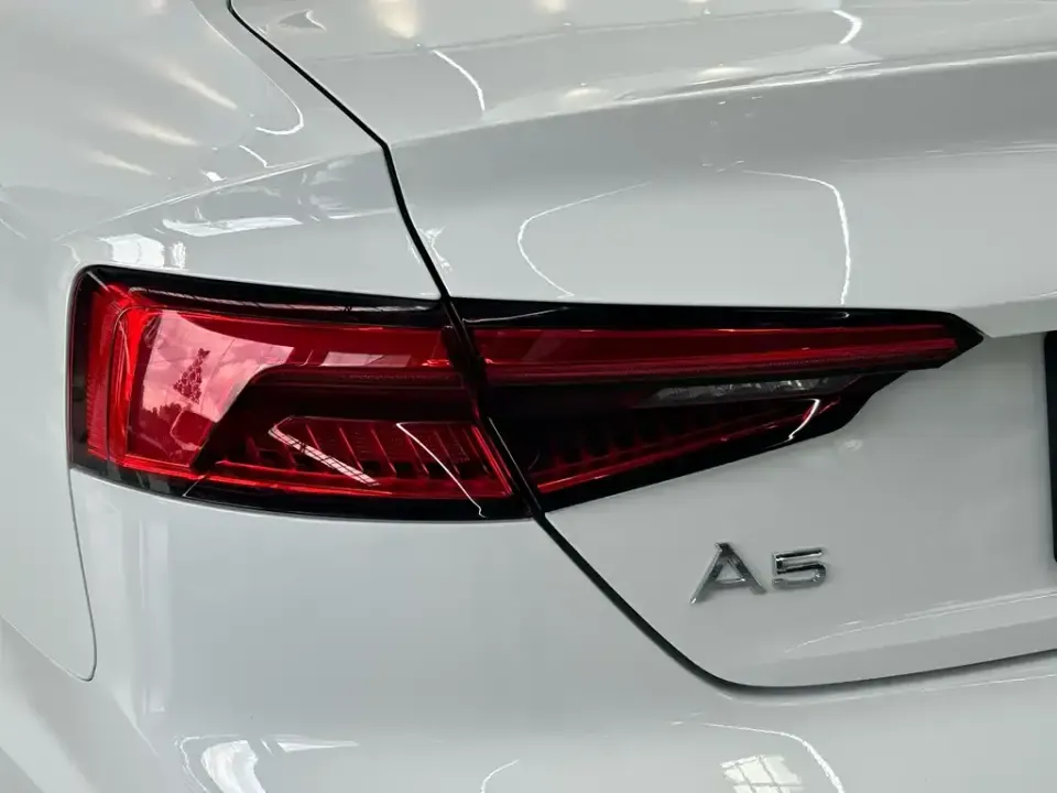 Audi A5 (Import)