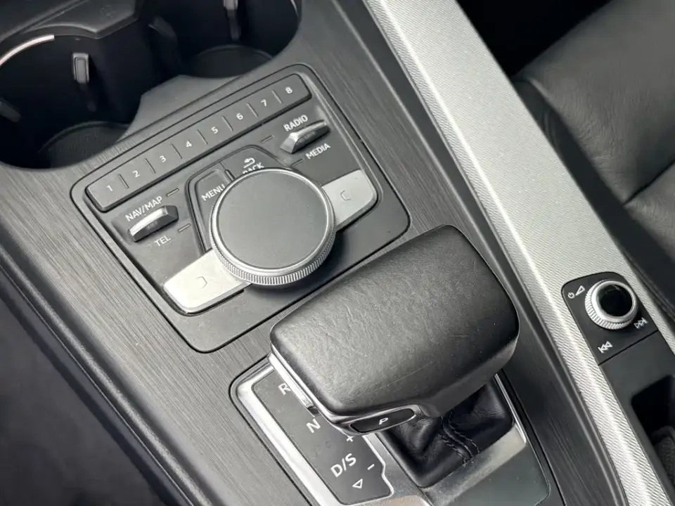 Audi A4 (Import)