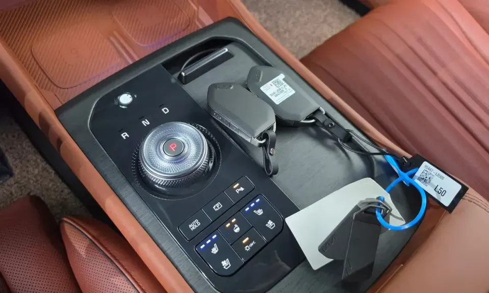 Kia K8
