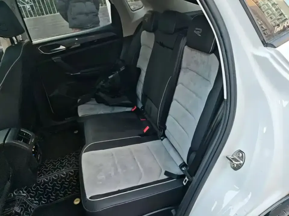 Volkswagen X