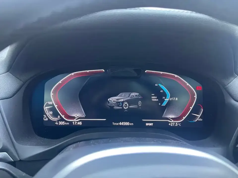 BMW iX3