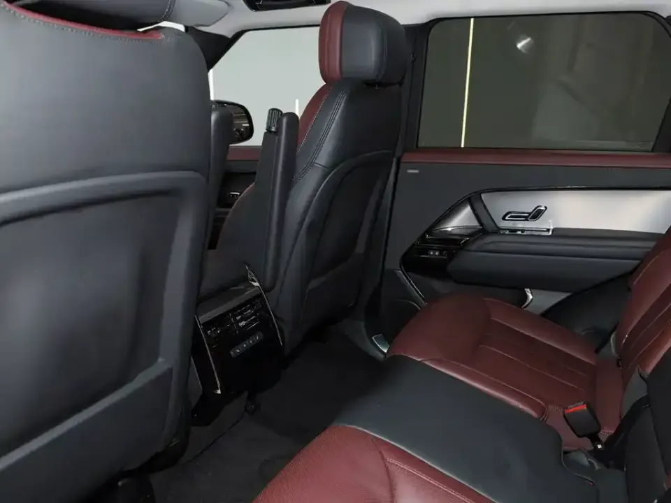 Land Rover Sport