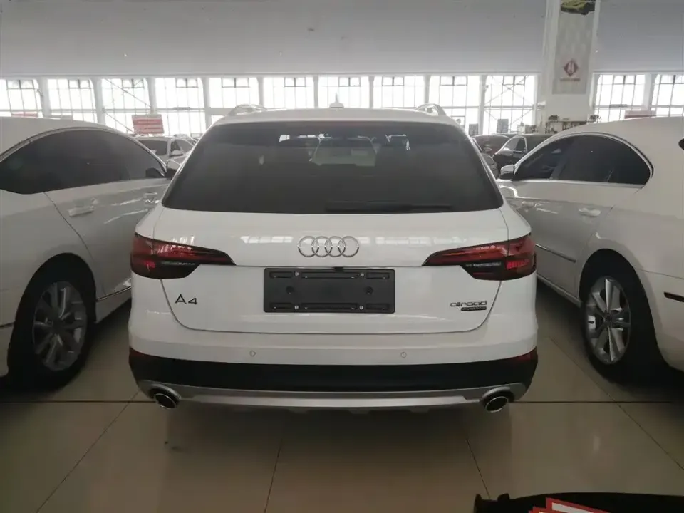 Audi A4 (Import)