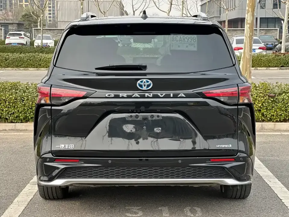 Toyota Granvia