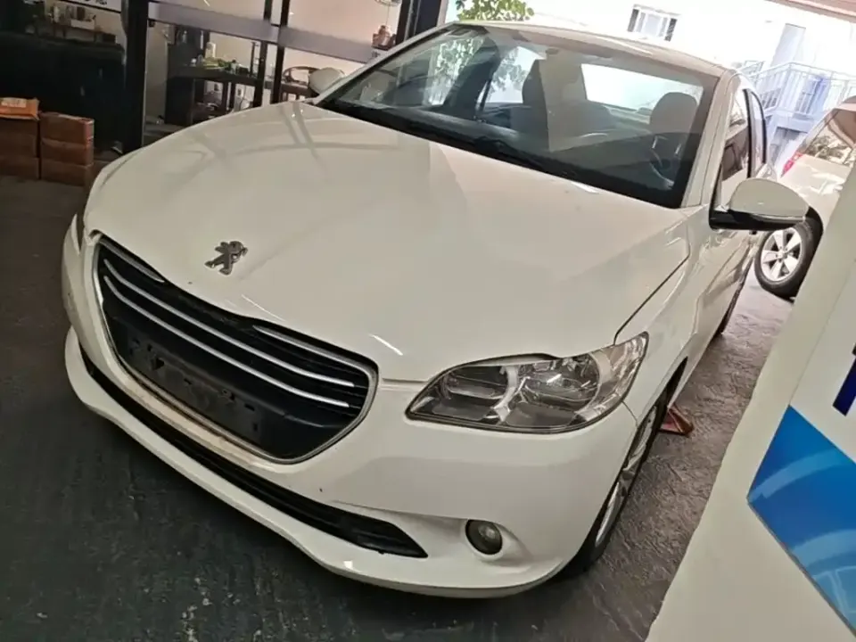 Peugeot 301