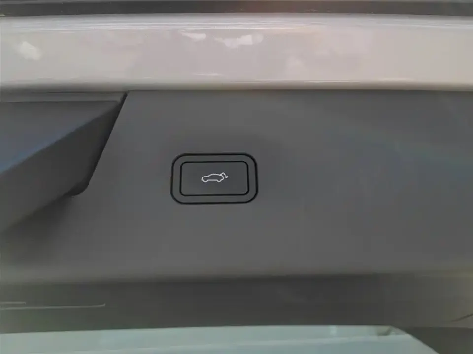 Volvo XC70 PHEV