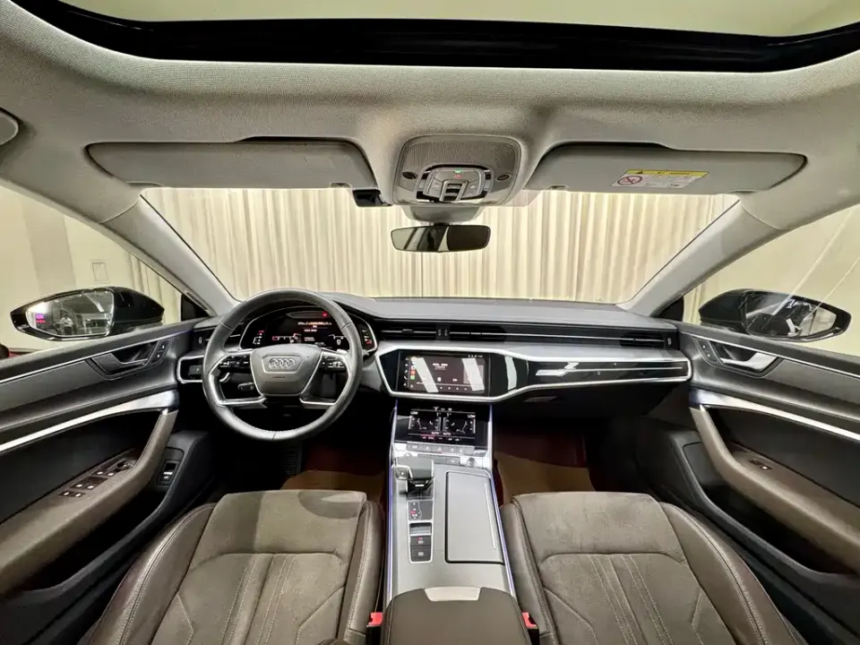 Audi A7L