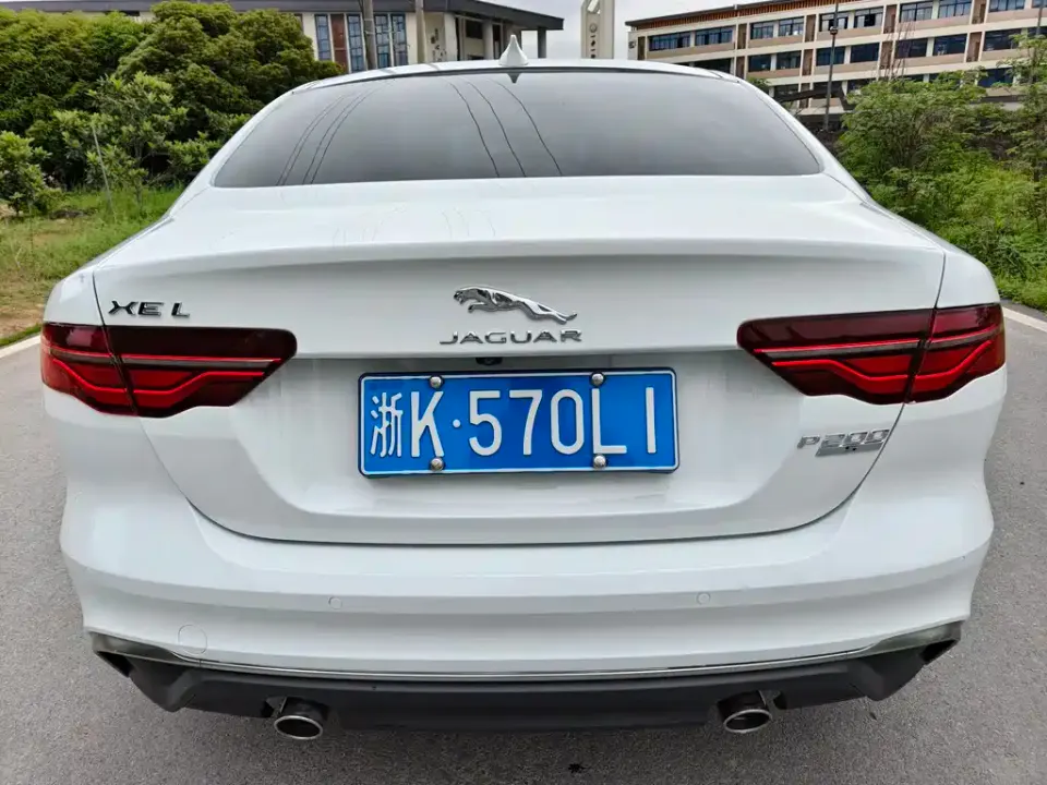 Jaguar XEL