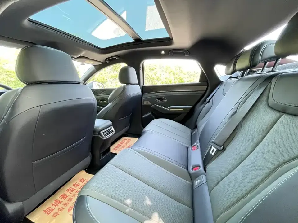 BYD Qin L
