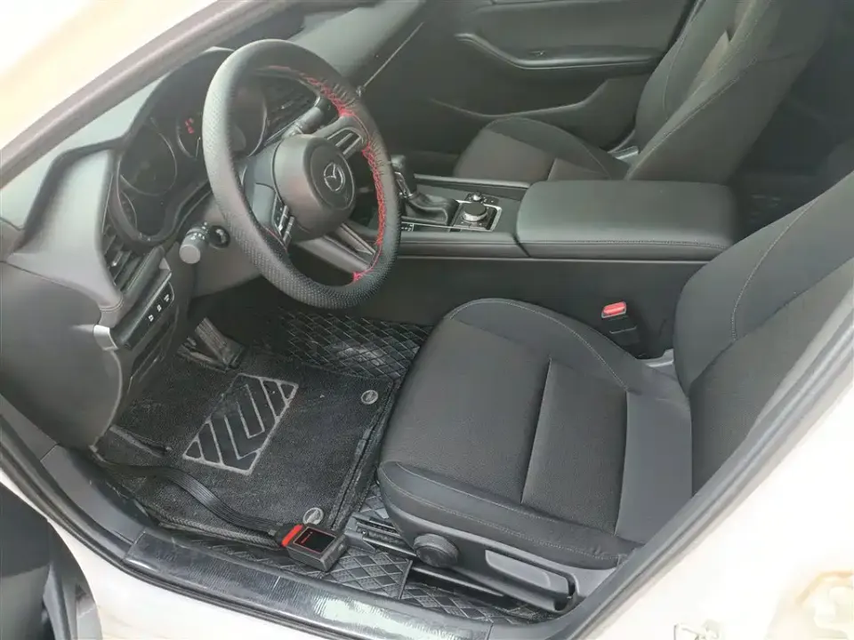 Mazda 3 Axela