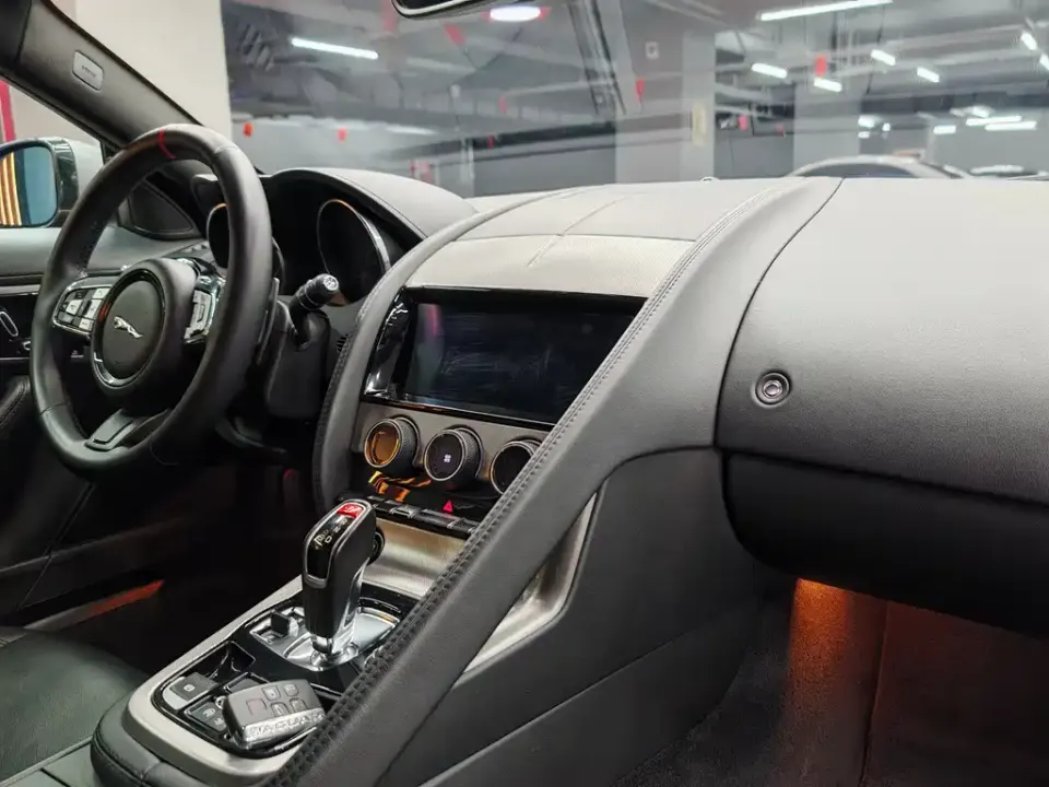 Jaguar F-Type