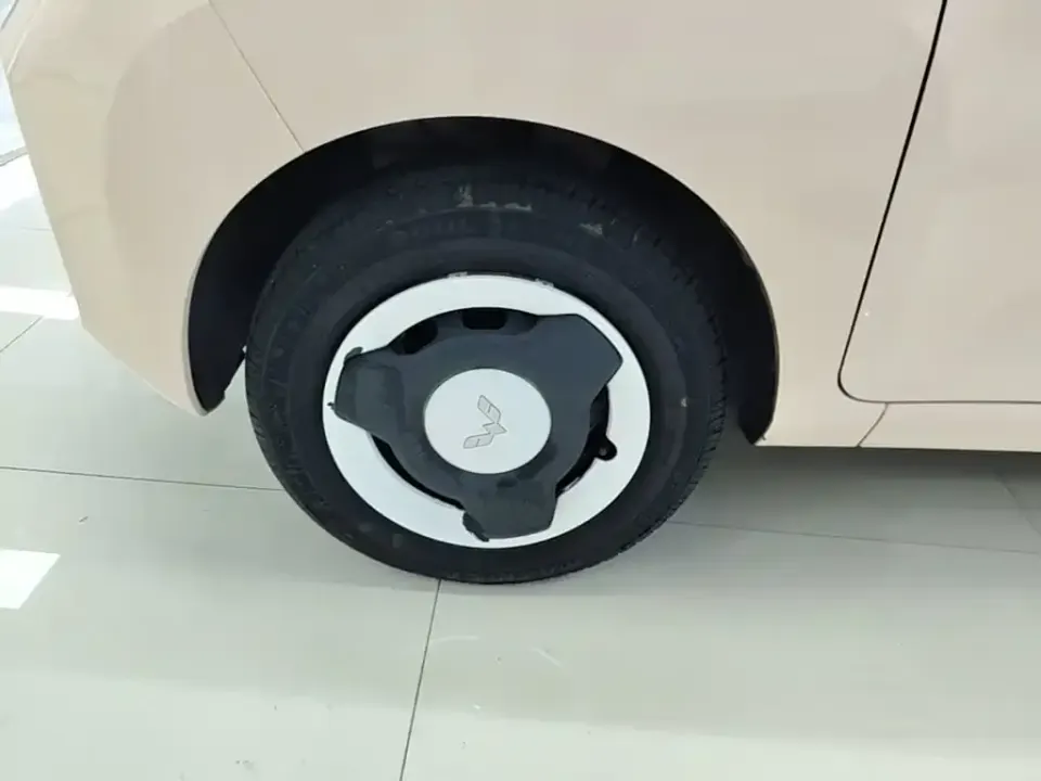 Wuling MINIEV